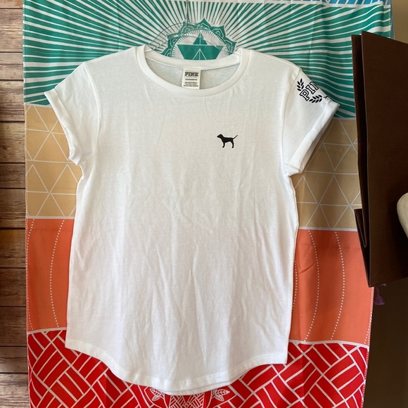 PINK Victoria's Secret | Tops | New Victoria Secret Pink Tee | Poshmark